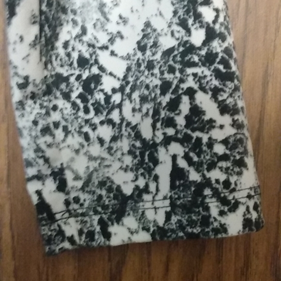 Apt. 9 Long Sleeve Print Wrap Dress - Picture 5 of 7